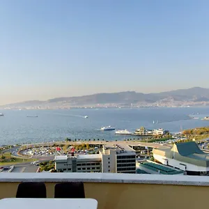 Bueyuek İzmir